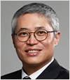 Kun Hee Lee